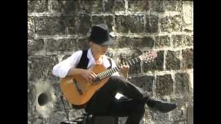 Amazing Street Guitarist in Paris chords sheet