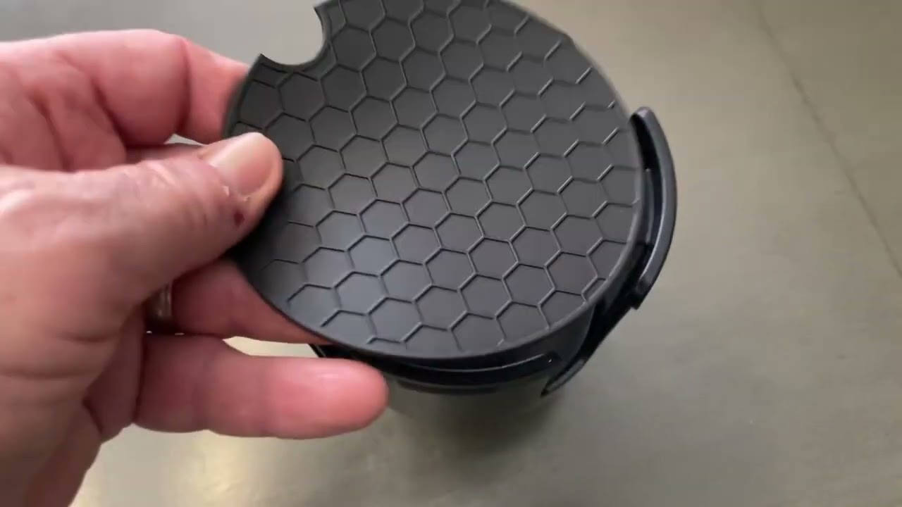 Watch POV Unboxing Before Getting This Expanding Cup Holder