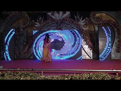 kangana-kangana-girls-song!!-badi-mushkil