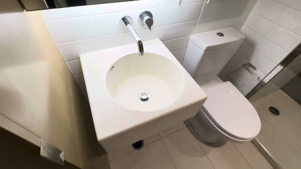 1602/33 Mackenzie Street, Melbourne VIC 3000