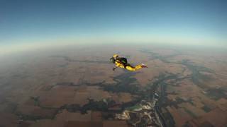 Mayhew Skydive Chicago AFP 13