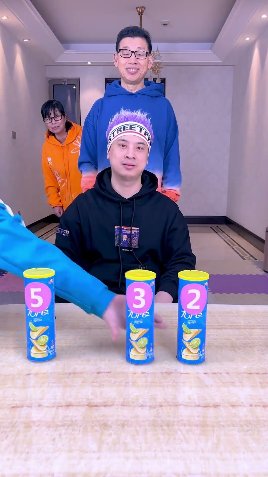 Blind Box Challenge, Suitable For Party Games#Christmas #Funnyfamily #Partygames #Funny #Shorts