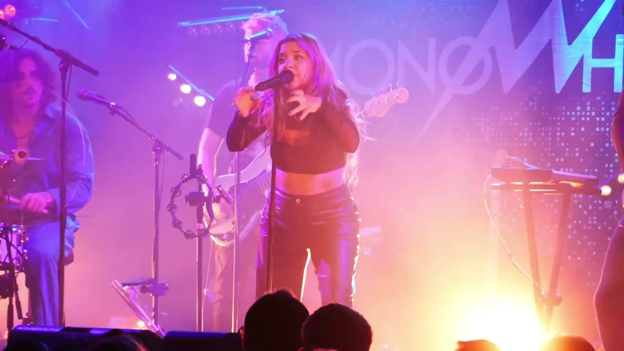 Monowhales live at Lee's Palace