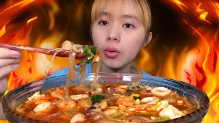 Mukbang seblak mie sagu terpedas