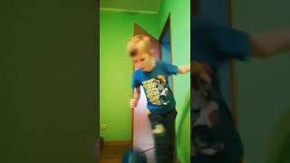 футбольный трюк #люблюфутбол #играюдома