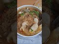 特大碗總合麵線。