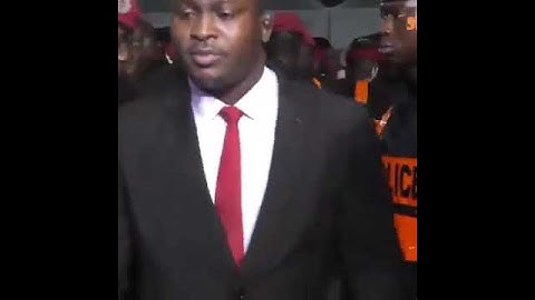 Modou lo : jetté des safara par badou ndiaye le frère de Aziz ndiaye