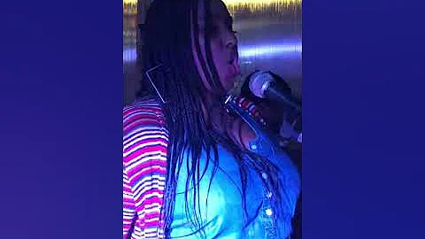 Teresa Hawthorne "Inseparable"