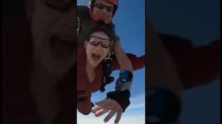 Sky dive proposal gone wrong….#skydive #nervous #proposal #loveyahumans #skydivemonroe