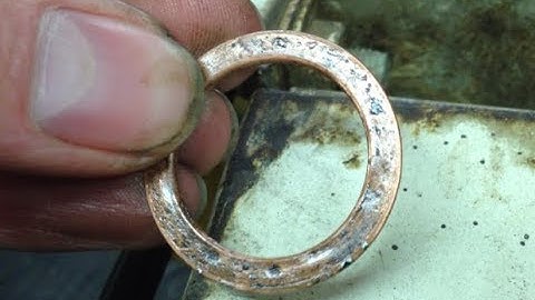 Fixing a leaky drain plug without draining the oil