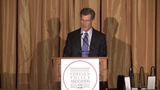 Louis Bacon, Founder, The Moore Charitable Foundation, accepting the 2015 FPA Medal