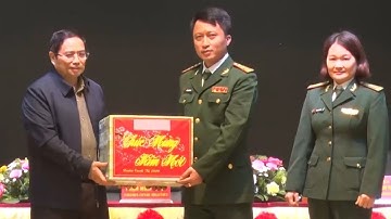 Đồng chí Phạm Minh Chính chúc Tết tại Điện Biên