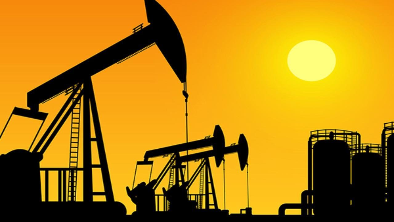 TheStreet: Oil Is Driving the Stock Market Says Cramer TheStreet: Oil Is Driving the Stock Market Says Cramer