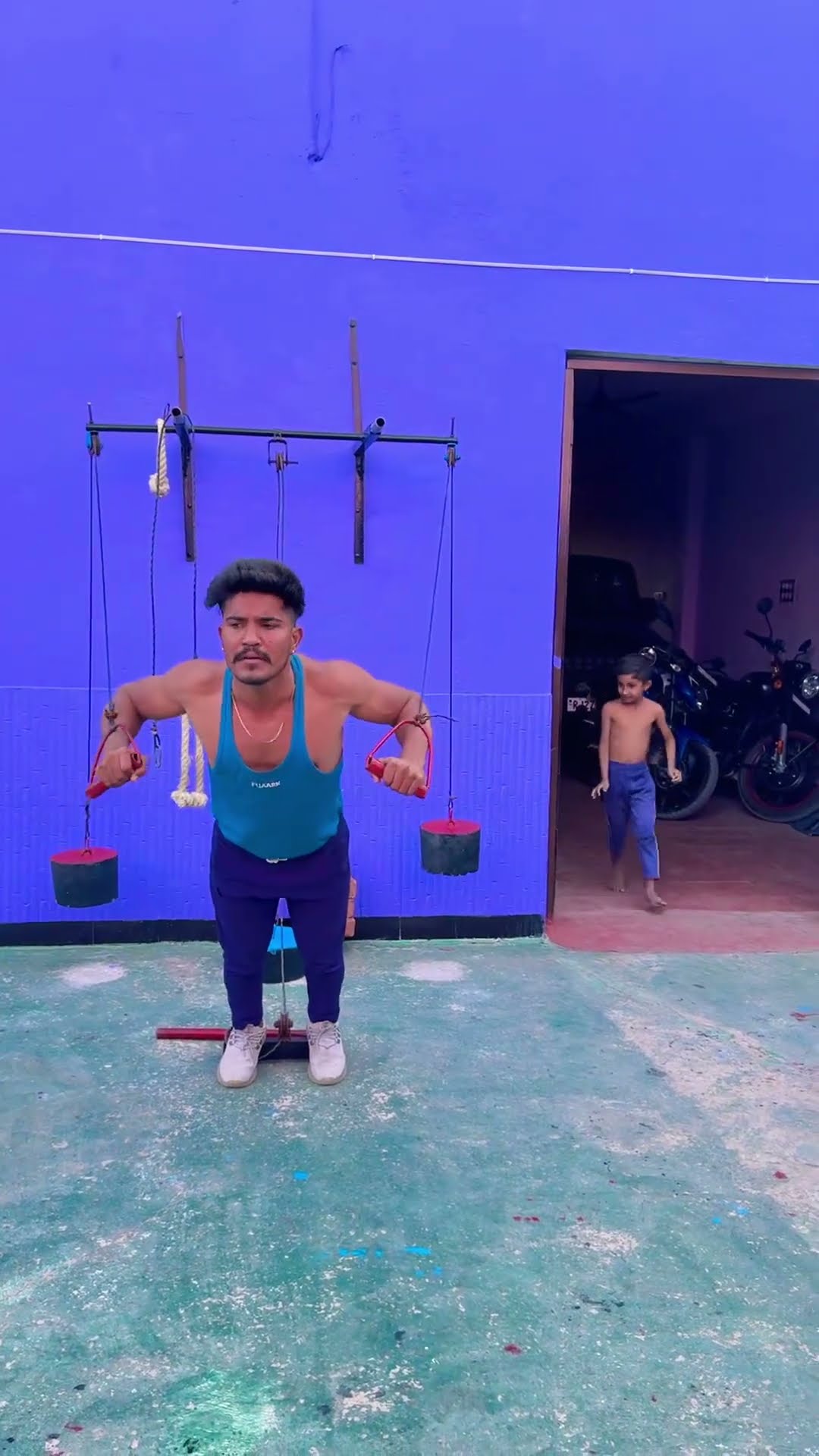 Kids are big scoundrels ??? #shortvideo #funnyvideo