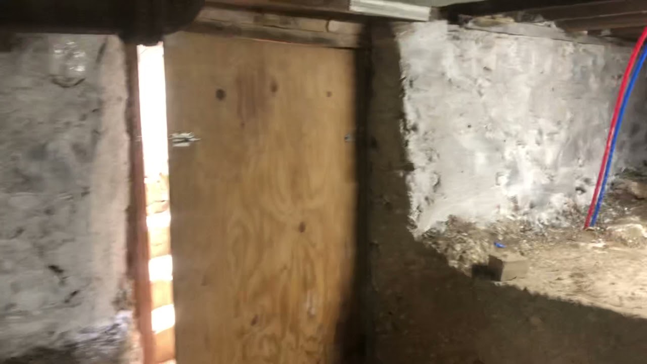 First Coat of Hot Lime Wash & preparing the wall for application - Historical Restoration