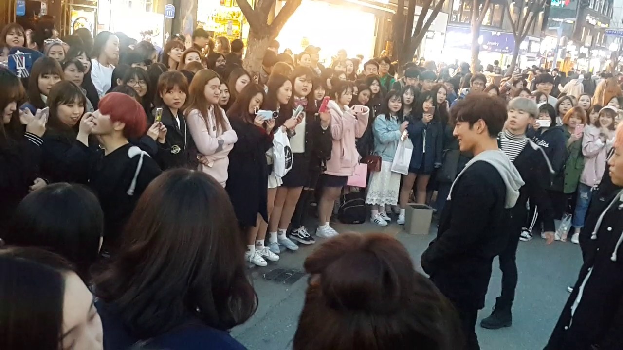 [댄스팀 맥스 Maxxam] @Abracadabra@ 커버안무  홍대댄스버스킹 20170402일 [Korean Hongdae KpopDance Busking]