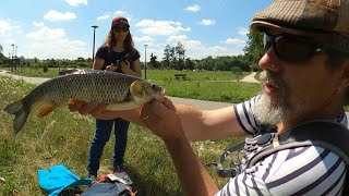 Street-Fishing À La Mouche