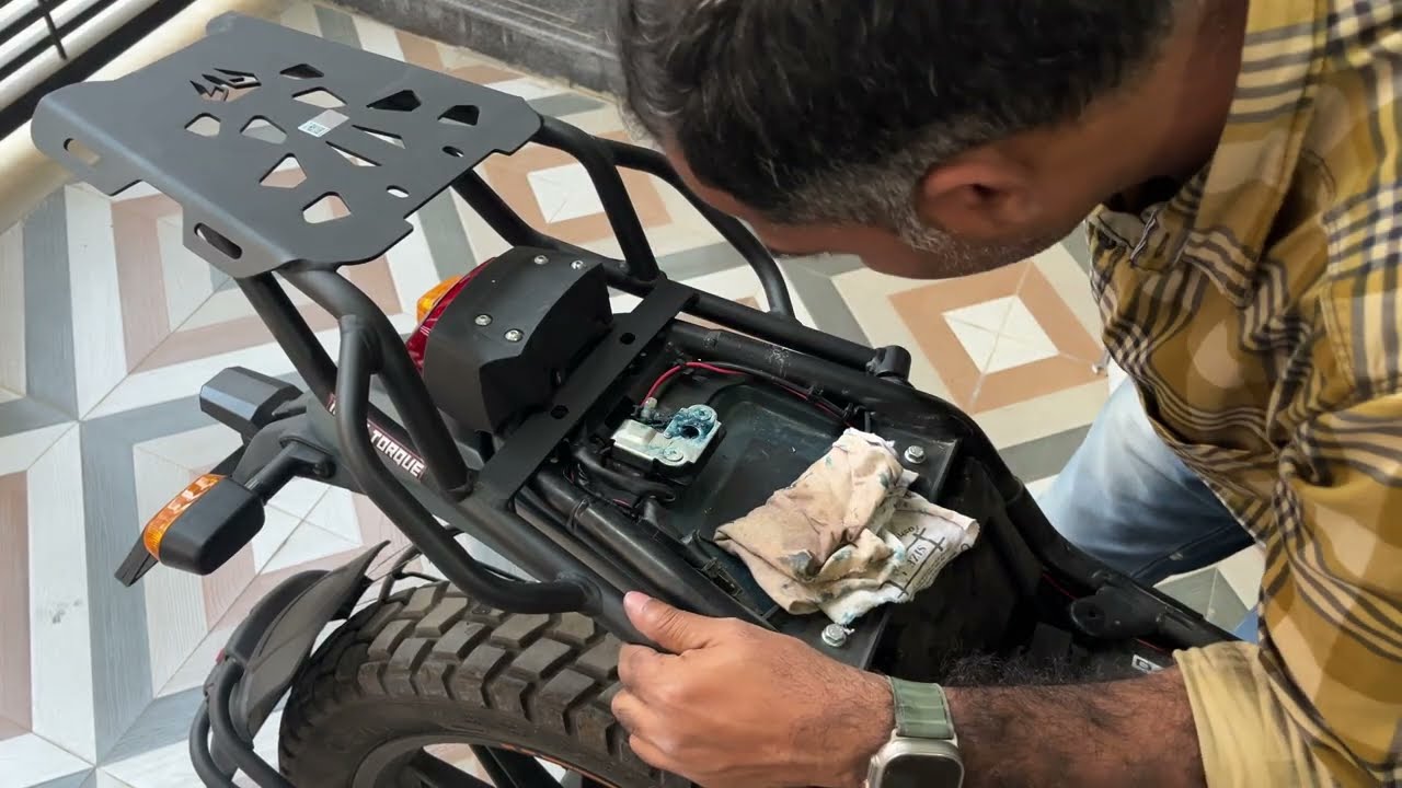 Scram440 Back carrier installation