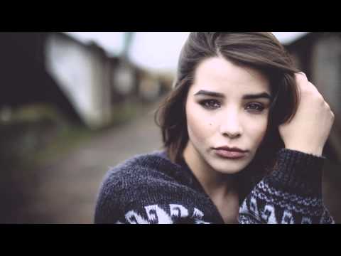 Naxsy Ft. Beth - How Deep Is Your Love (Calvin Harris Cover)
