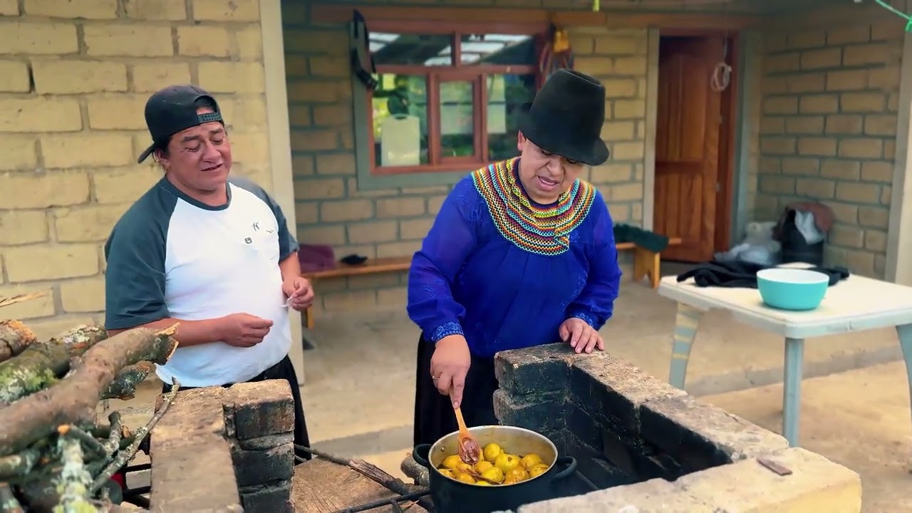 Mi suegra nos descubrió choriando sus duraznos