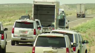 2 charged in deadly human smuggling operation to stay behind bars until trial