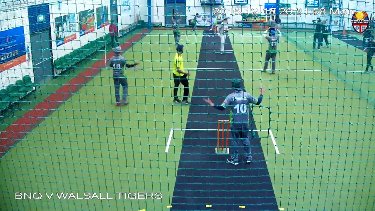 80719 Court1 Action Indoor Sports Birmingham Bowling End BNQ V WALSALL
