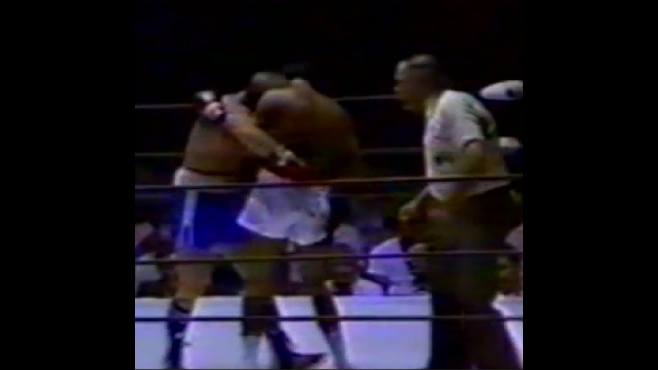 Bout 55 - Barry Michael Vs Graeme Brooks - 1985, Melbourne - Boxing Professional Fights