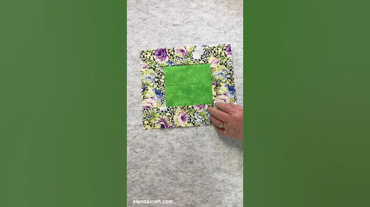Quilt Block Tutorial 004: Square-in-a-Square Quilt Block #quiltblock #sewingtutorial