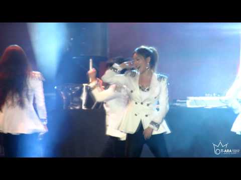 2015.03.29 T-ARA @ Danga Bay, Johor - Roly Poly [1080p].mp4