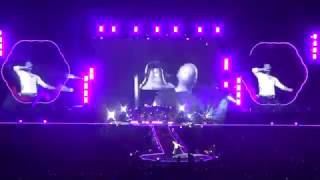 Coldplay - Viva La Vida live in Seoul Korea 2017 0416