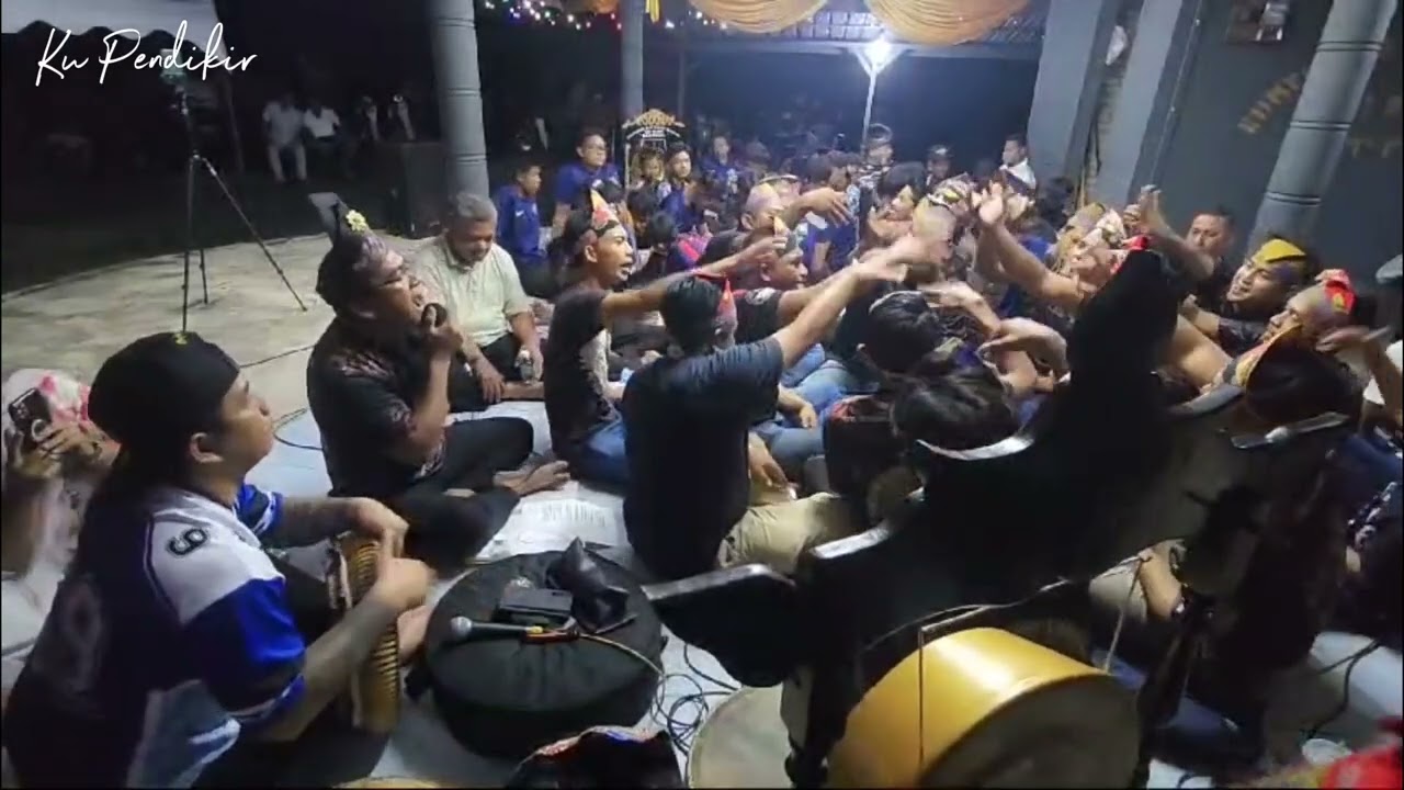 Jani Airmata - Derita Seorang ( Megat Nordin)