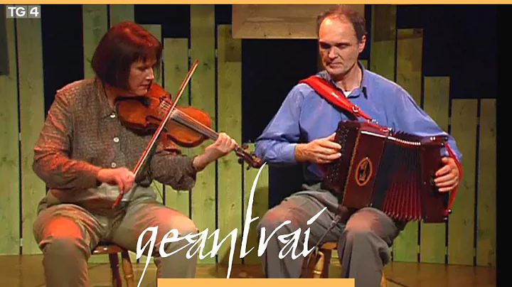 Martin Connolly & Maureen Glynn Connolly | Inis, C...