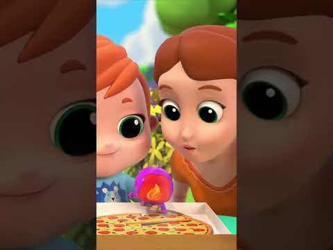 La pizza está muy caliente #littleangel #español #niños #caricaturas #paraniños #bebejuan #divertido