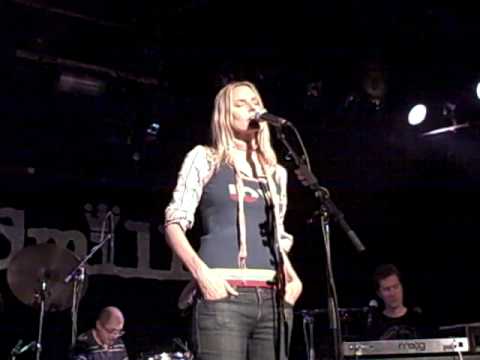 Aimee Mann You're With Stupid Now - Sheffield Leadmill 2008