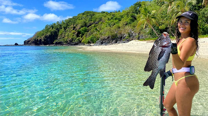 Island Survival Camping Day 7 Spearfishing and Foraging