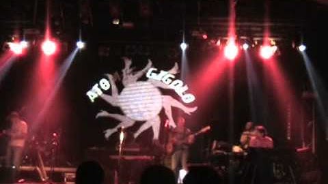 KinocirKus videomapping at Atomic Gigolo live in Roxy (Prague)