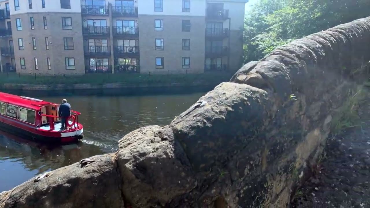 Walking the course of the Bradford Canal