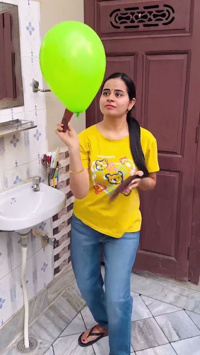Anaya Ka Balloon Dekho Kaise Udta Ja Raha Hai