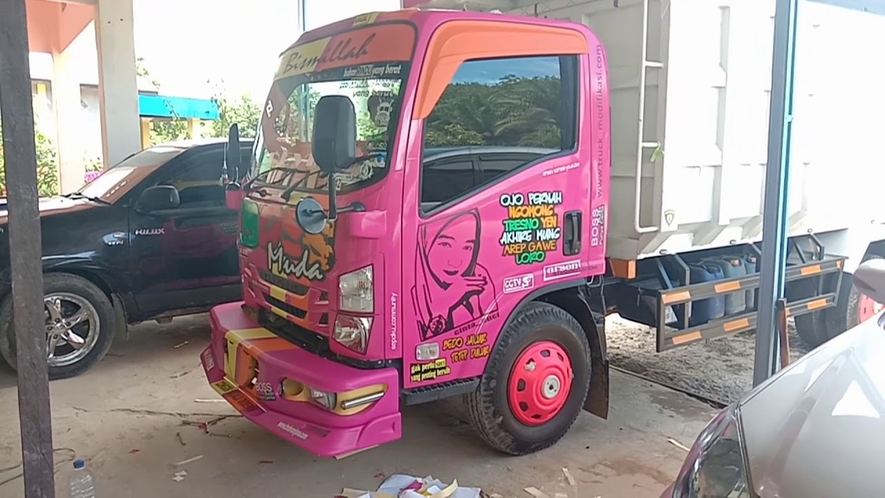 Cutting stiker Giga  truk  boss muda pink YouTube