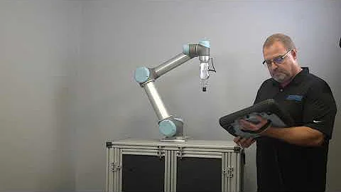 Universal Robot UR5 Operations Review