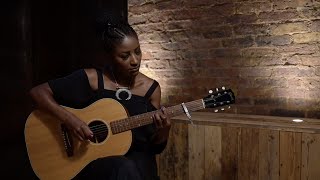 Josephine Oniyama - Kindred (Acoustic) Resimi