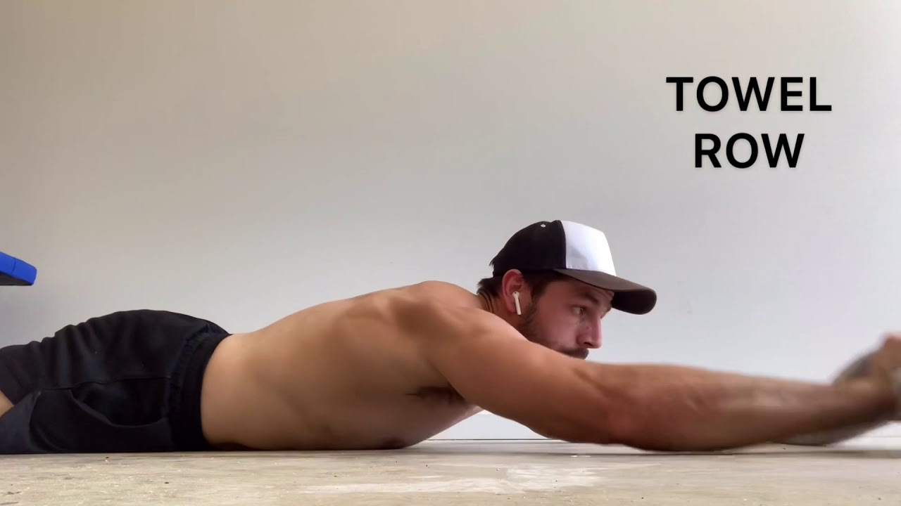 HOW TO perform a TOWEL ROW to hit the back with no weights - YouTube