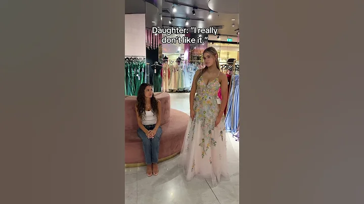 Would your mom do this 😳 #promdressshopping #prom #promdress #promdressideas #dress #fashiondress