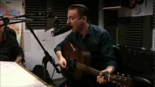 Eugene McGuinness - Sugarplum (live on OÜI FM - acoustic session)