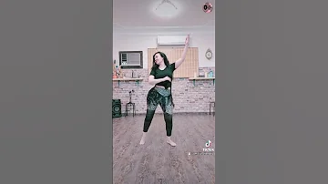 الرقص على الأغاني ستو أنا 