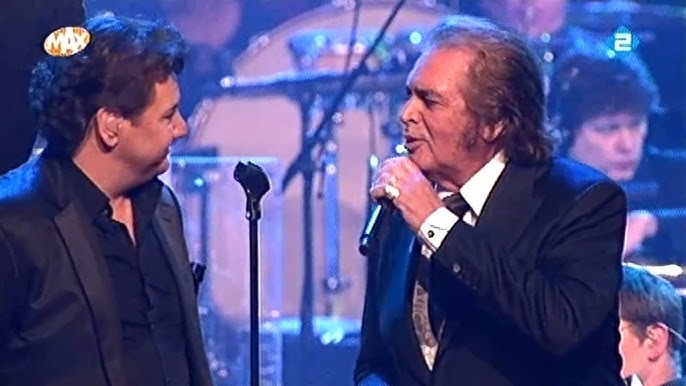 René Froger & Engelbert Humperdinck - A whiter shade of pale HD - Maxproms  30-12-10 - YouTube