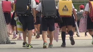 避難所の小学校、授業再開 広島土砂災害１週間