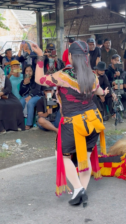 Bokong Semok goyang pulen #short #shorts #shortvideo #shortsvideo #shortsfeed #subscribe