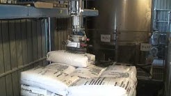 UNLOAD ROBOT CAMPETELLA FOR EMTY PLASTIC SACKS ON PALLET