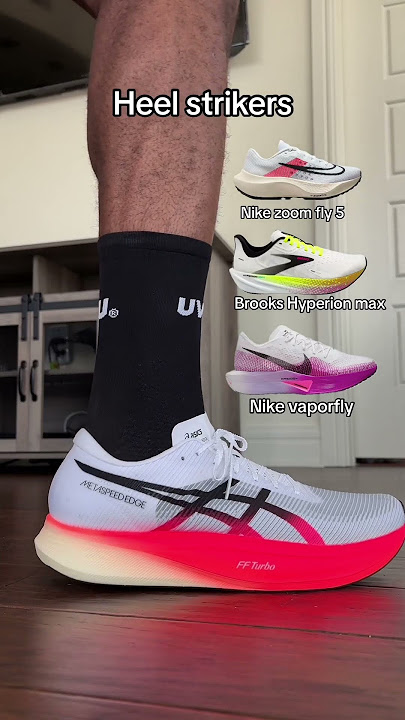 What Running foot strike pattern are you ? #running #runninggear  #runnersmotivation #shorts